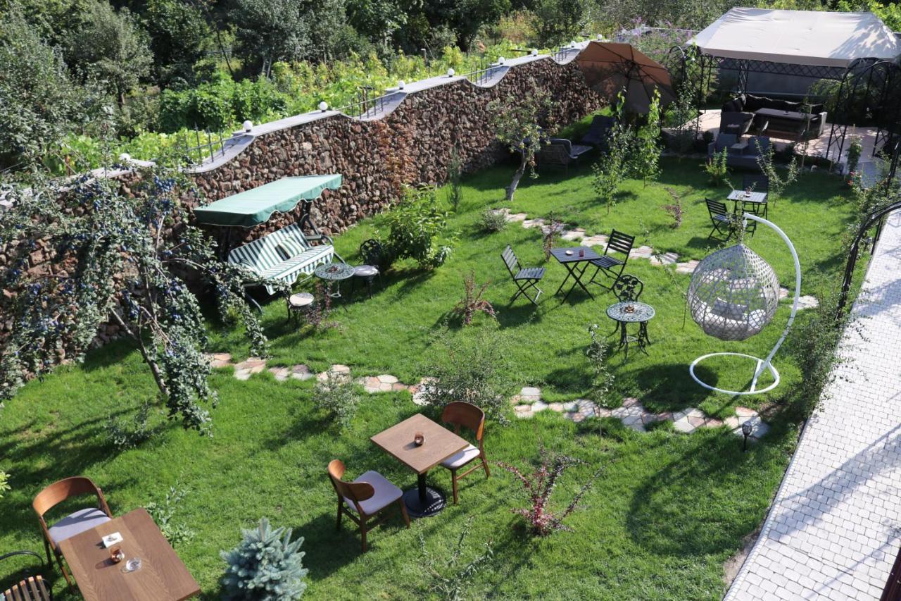 Redroof Country House Hotel Goris Exteriér fotografie