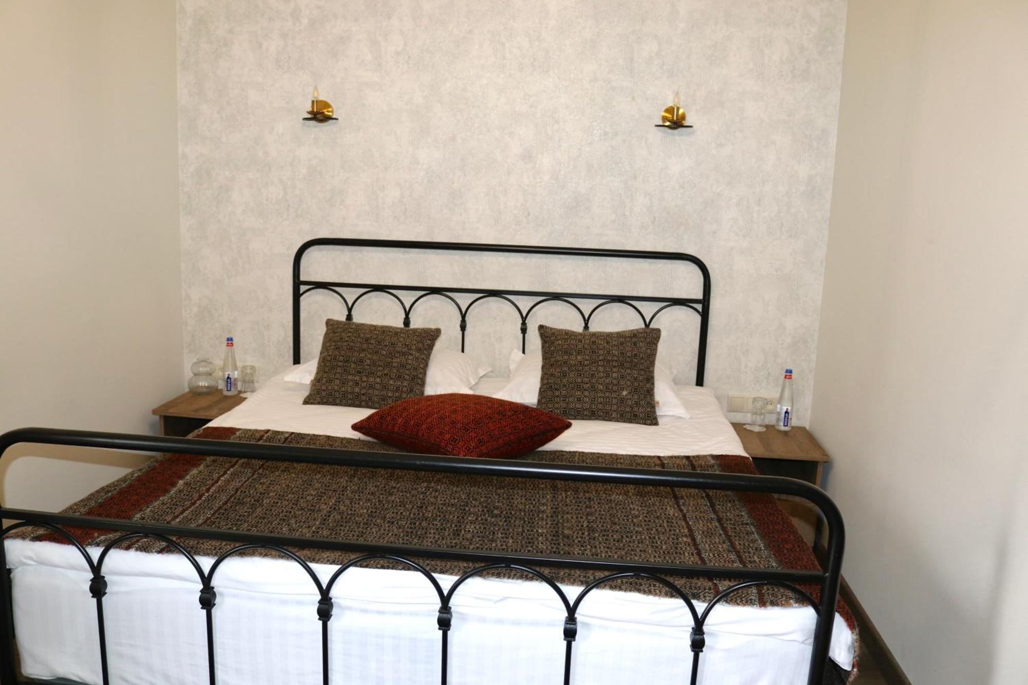 Redroof Country House Hotel Goris Pokoj fotografie